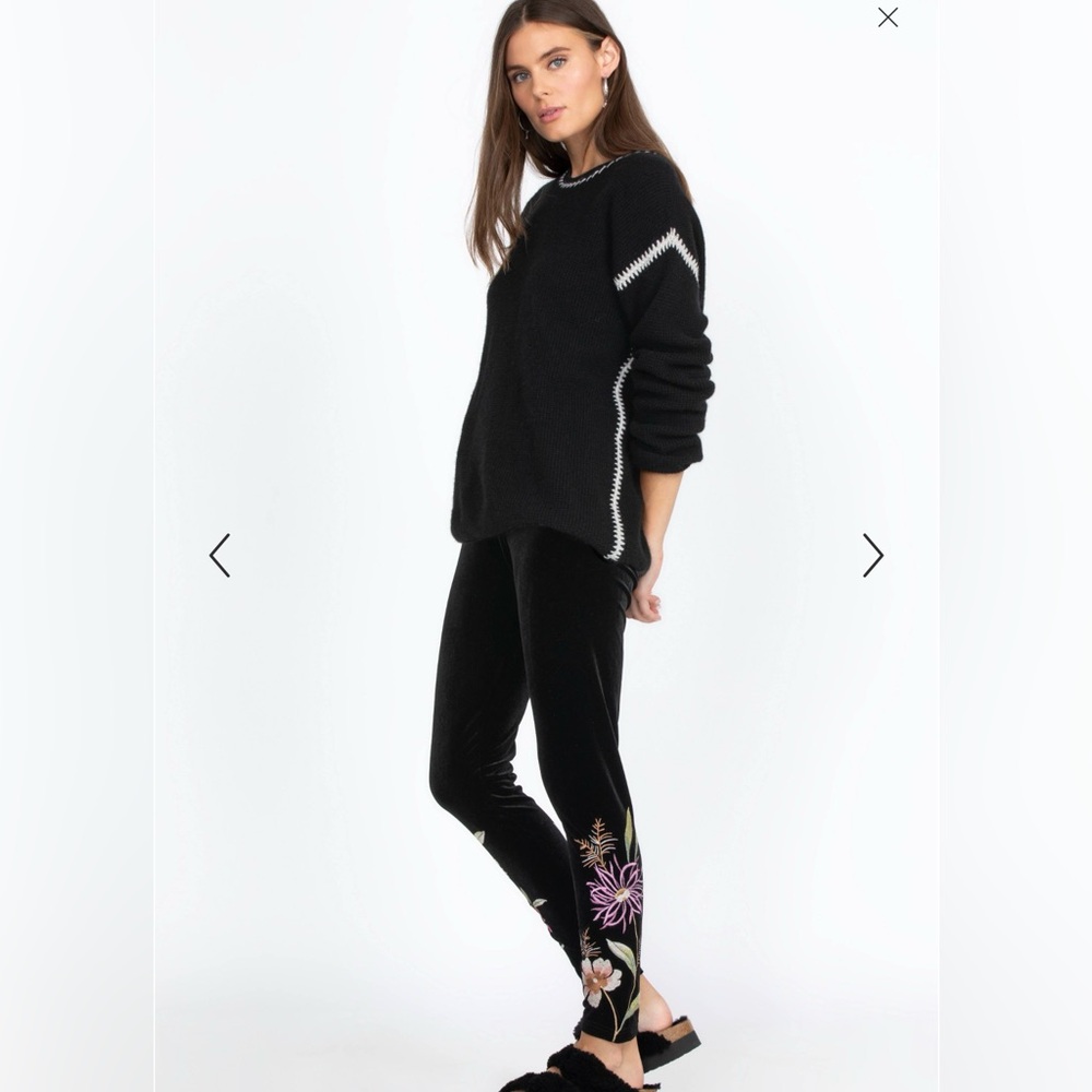 Johnny Was Meriah Velour Black Floral Embroidered Leggings XL